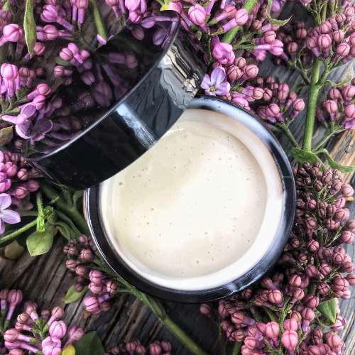 Pourquoi utiliser des produits naturels et biologiques sur votre visage?